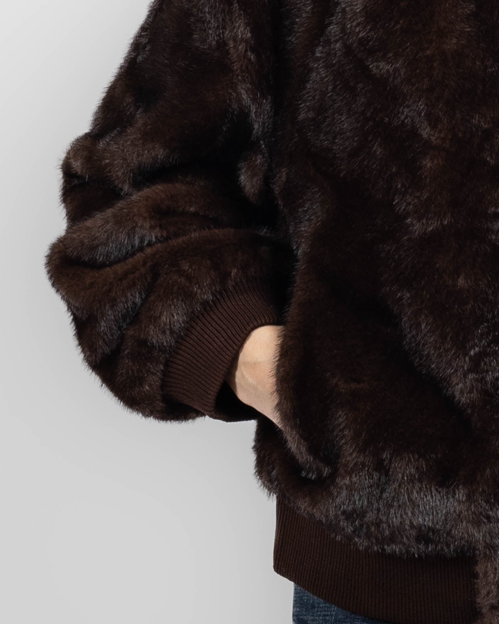 Manteau en fausse fourrure