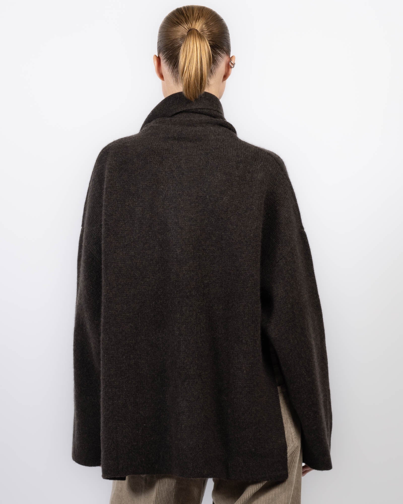 Spain Cardigan With Scarf