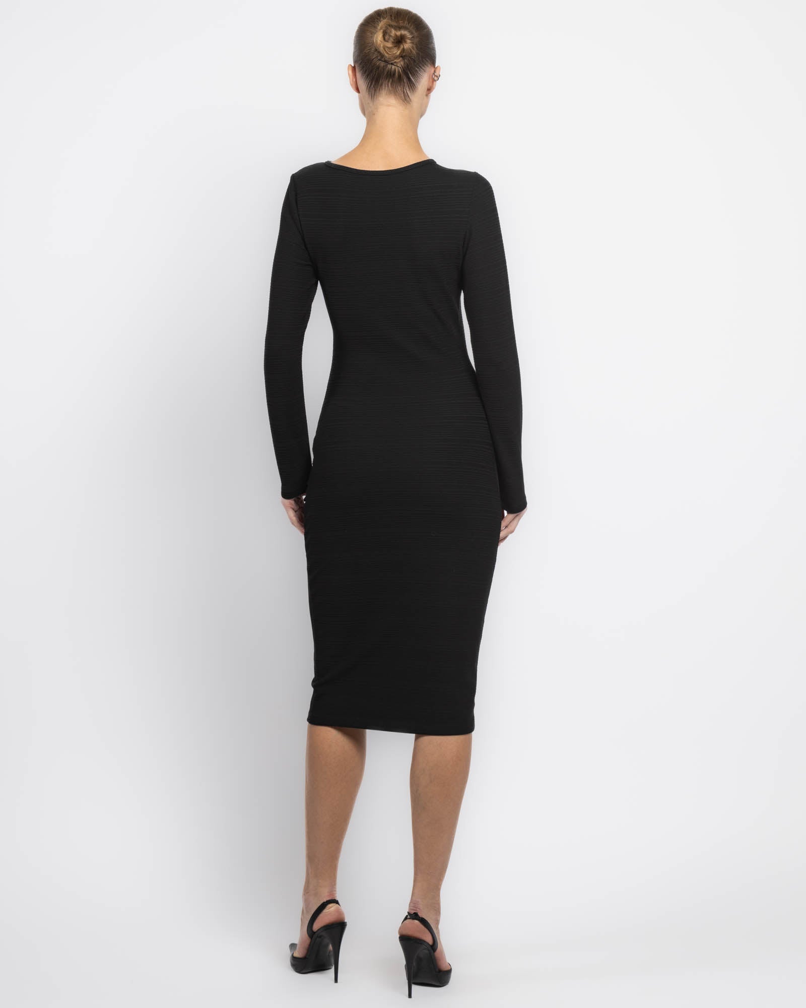 Robe mi-longue froncée