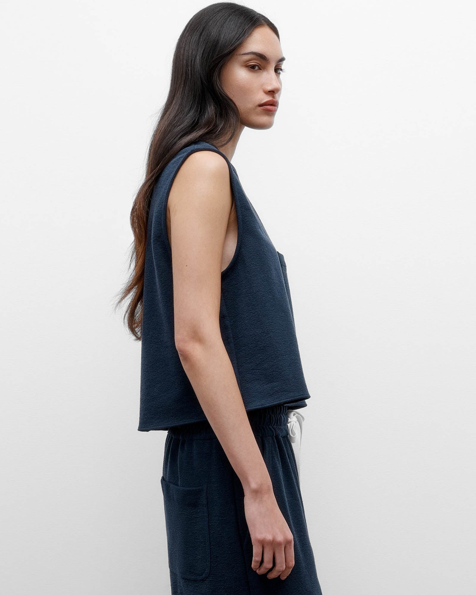 Crop Muscle Tank
