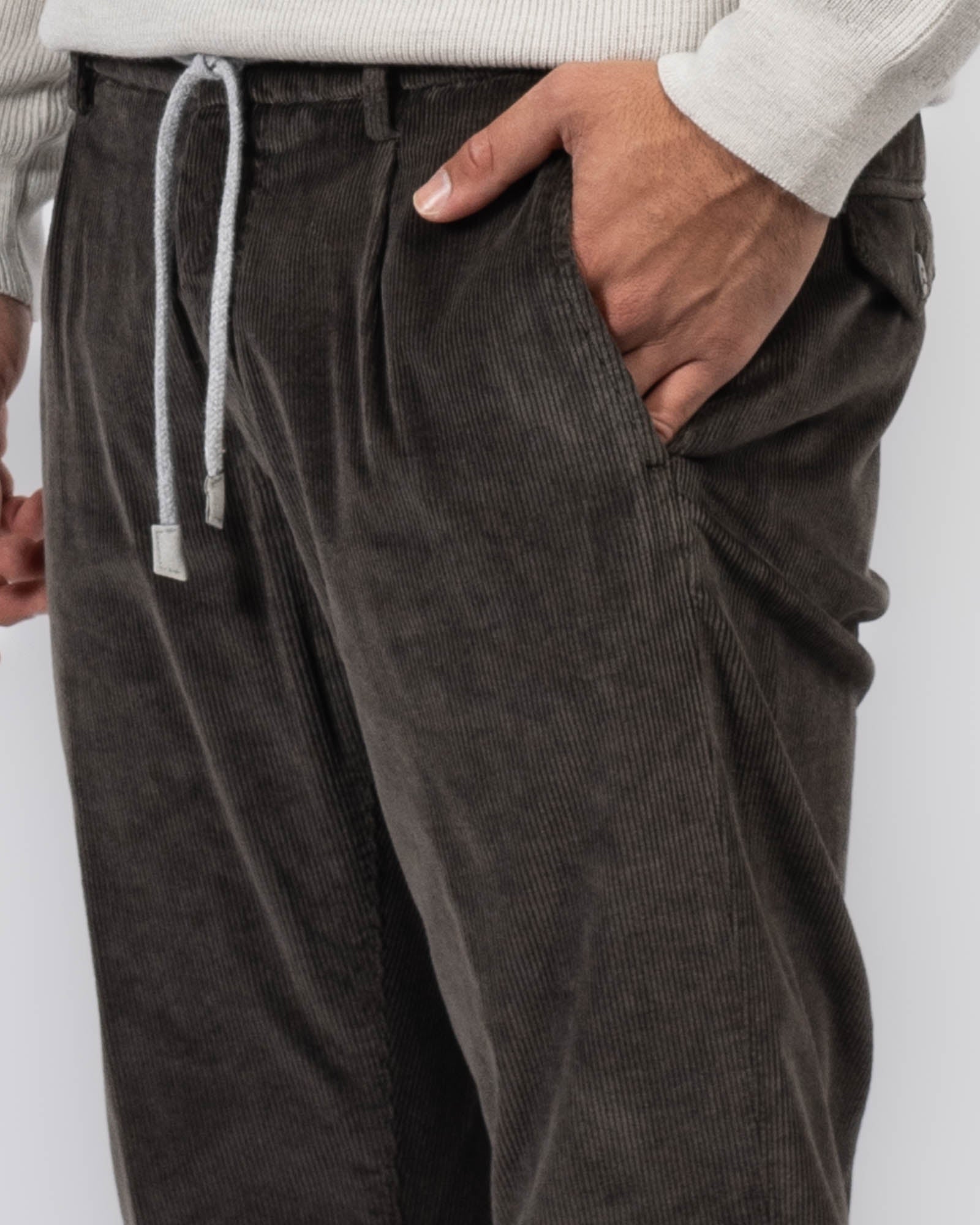 Pantalon à cordon