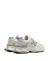 U9060ZGF Sneakers