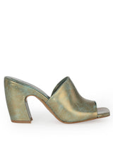 Janis Mules