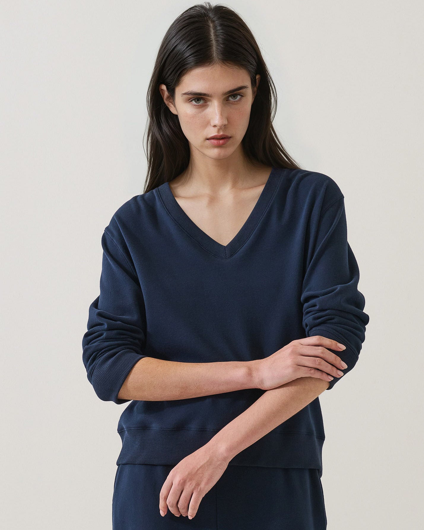 Sweat-shirt long et décontracté à col en V