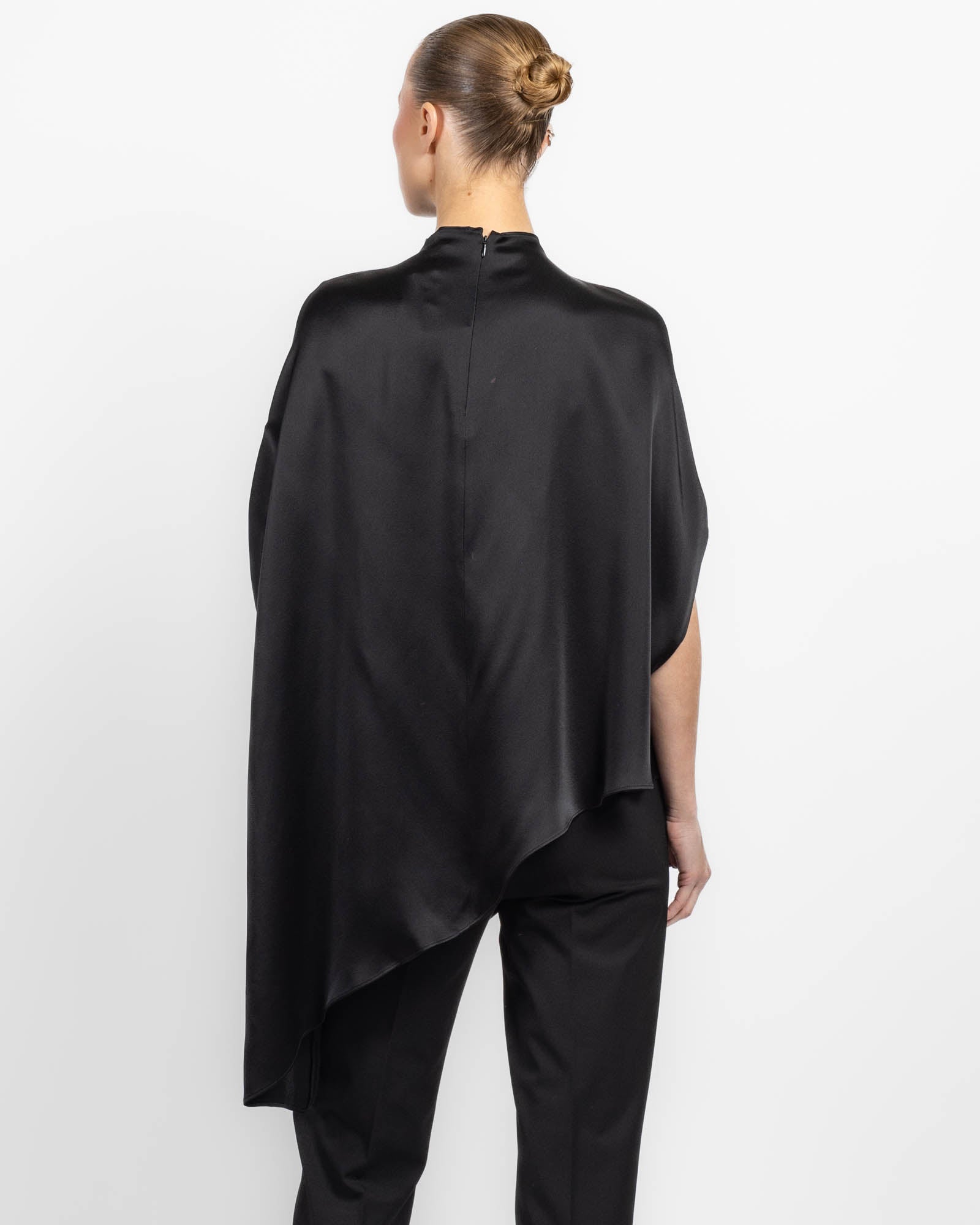 Asymmetric Cape Top
