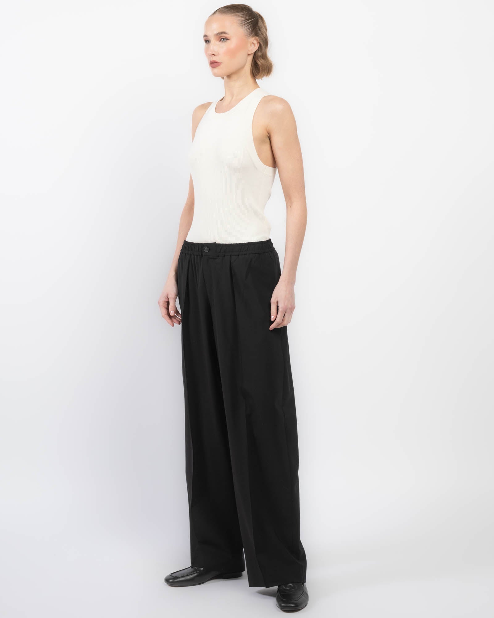 Pleated Long Pants