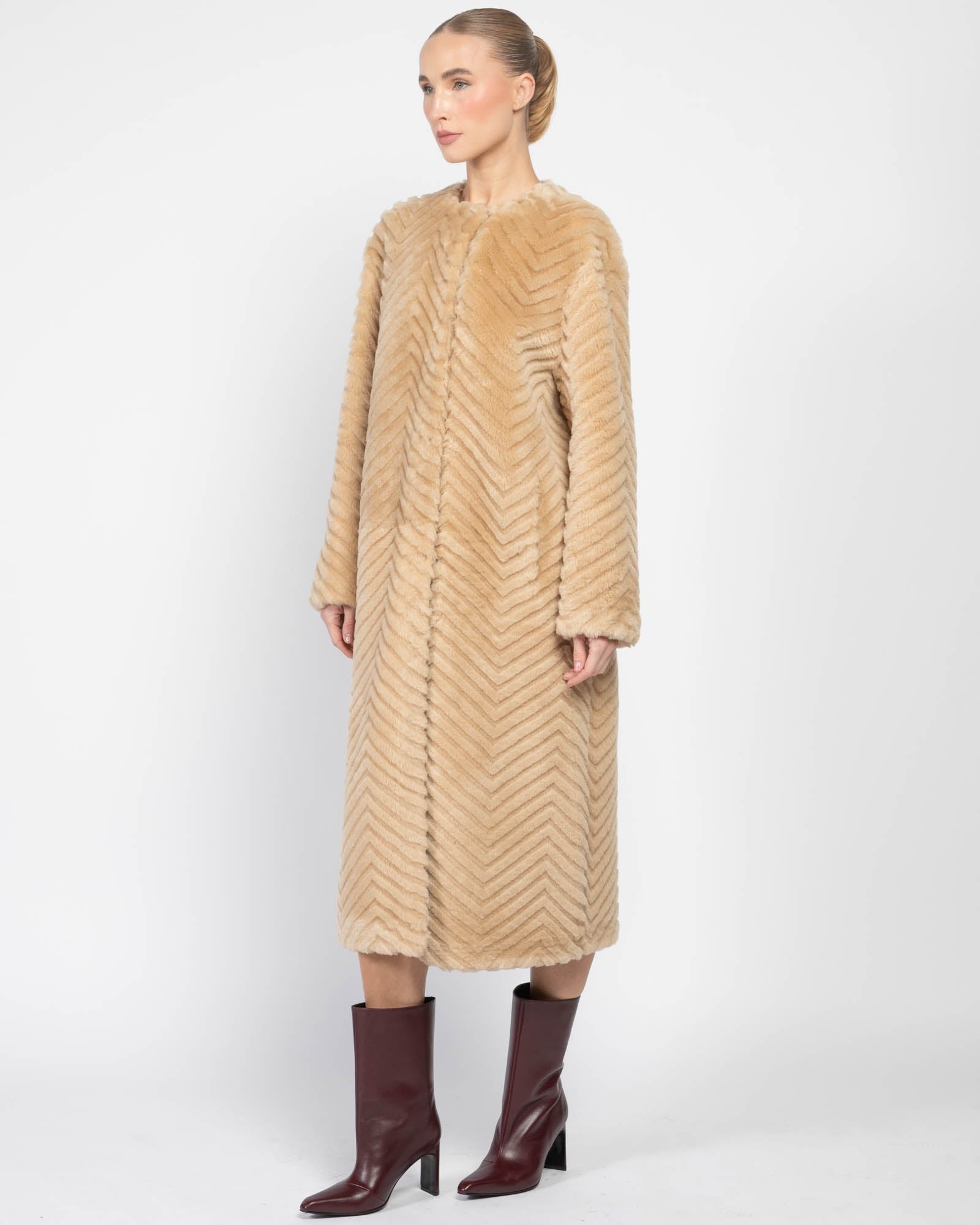 Manteau en peau lainée