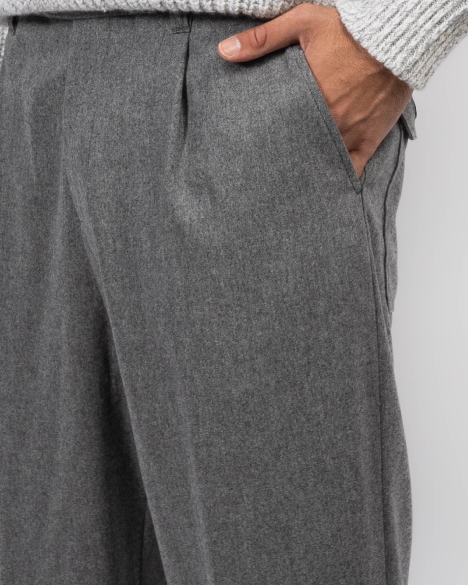 Tapered Pants