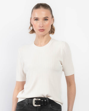 Pull ras du cou en tricot