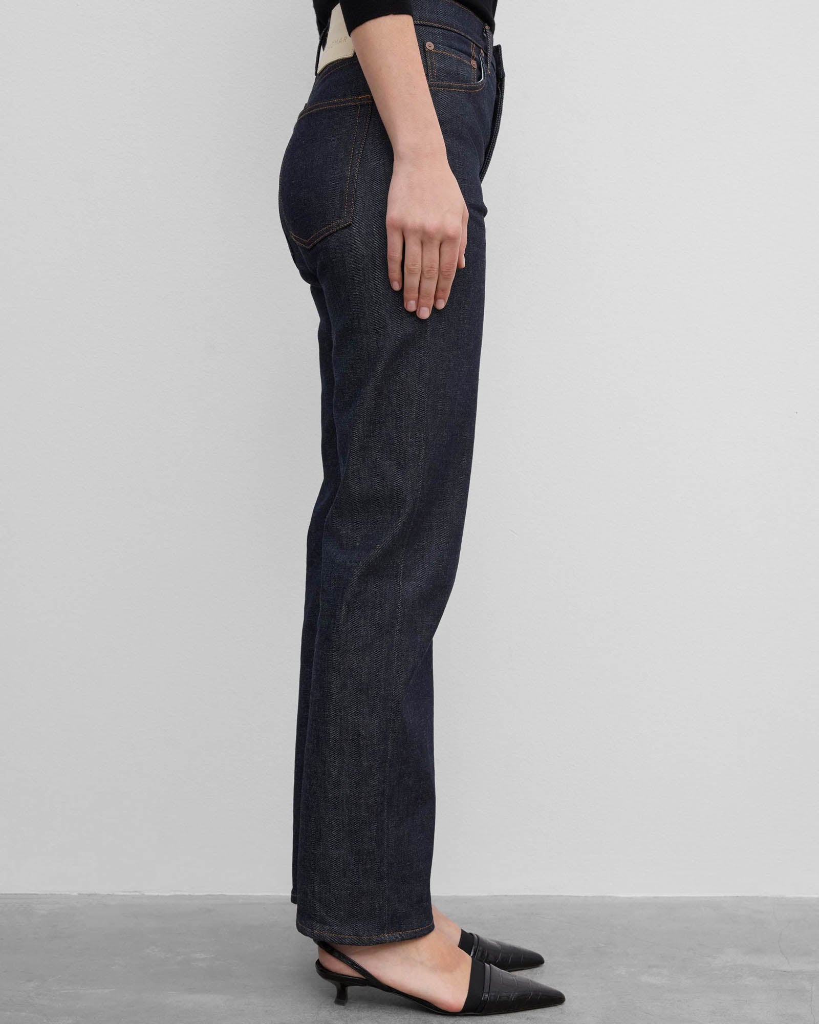 Straight Jeans