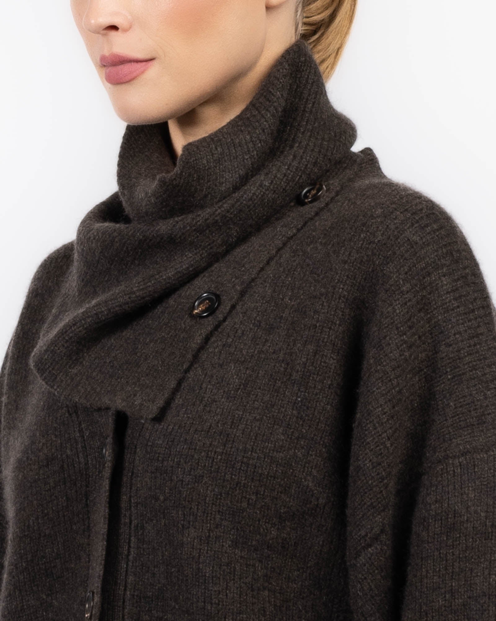 Derios Cardigan With Scarf