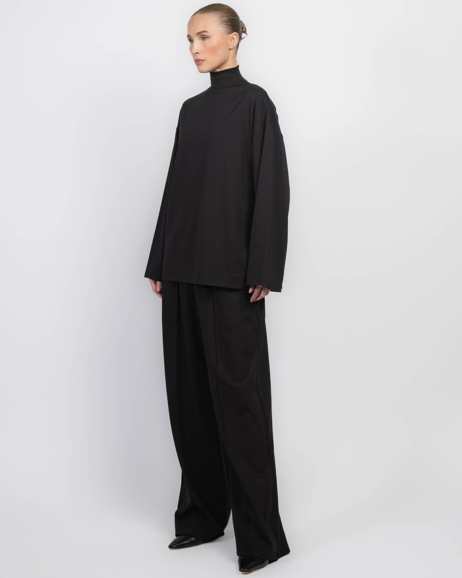 Opaque Lounge Top