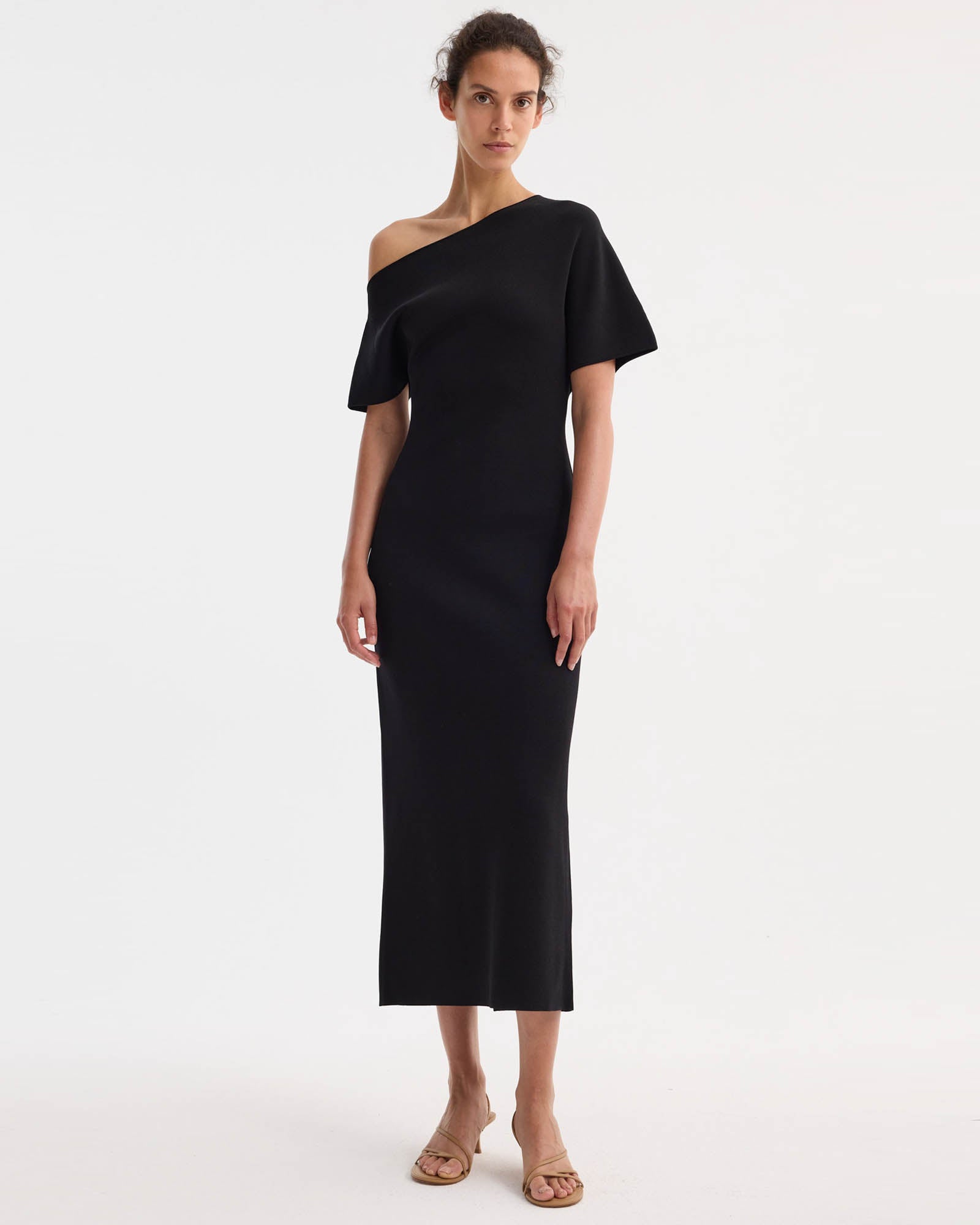 Robe en maille asymétrique