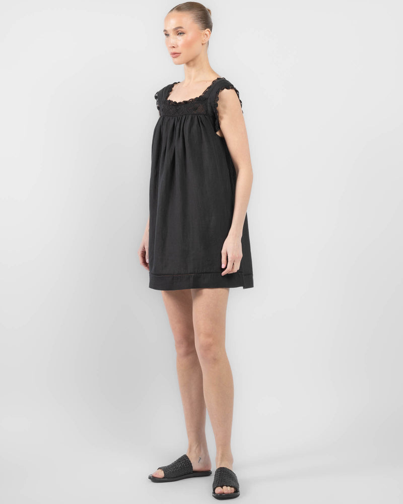 Almadia Dress