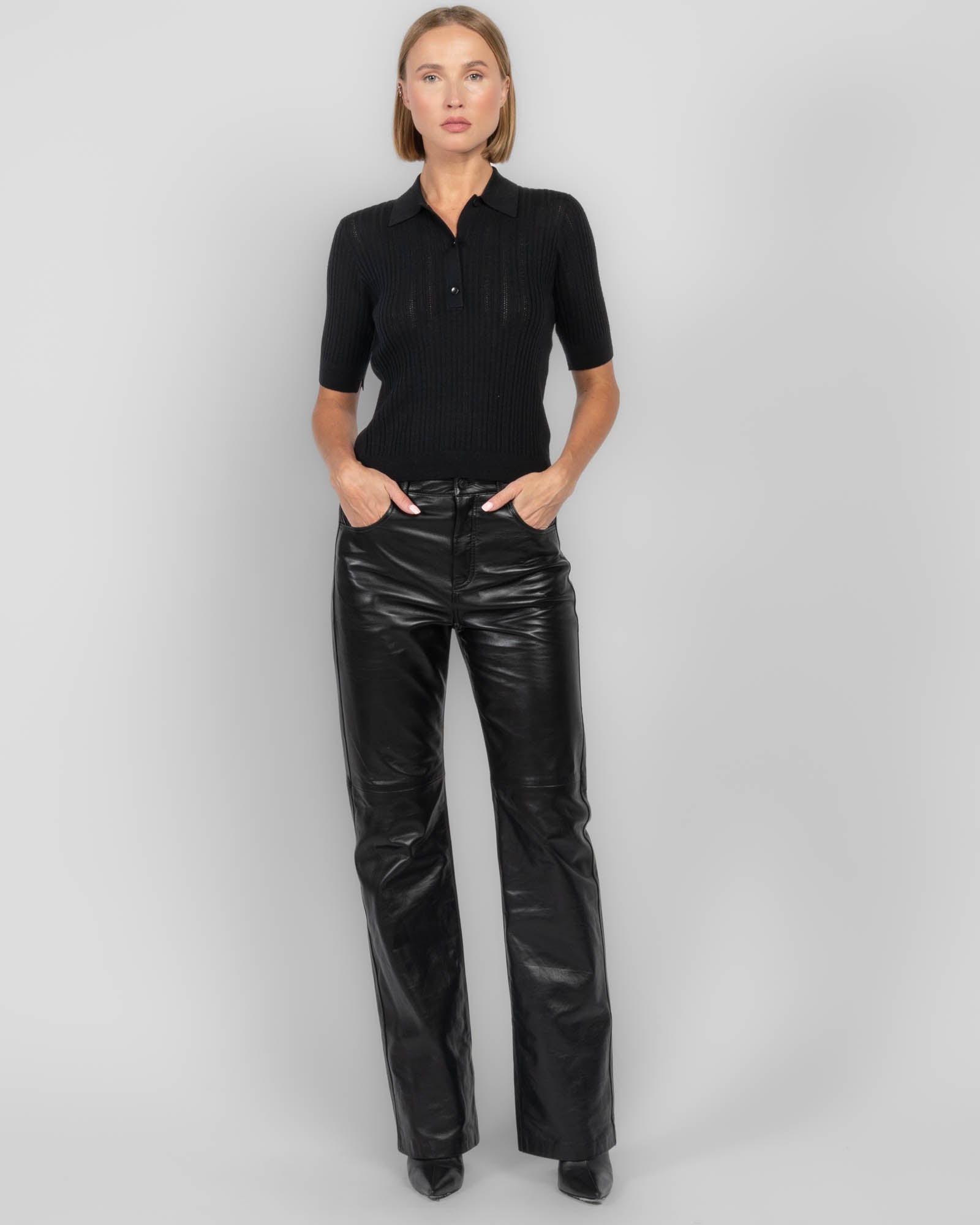 Polo à col en V rétréci