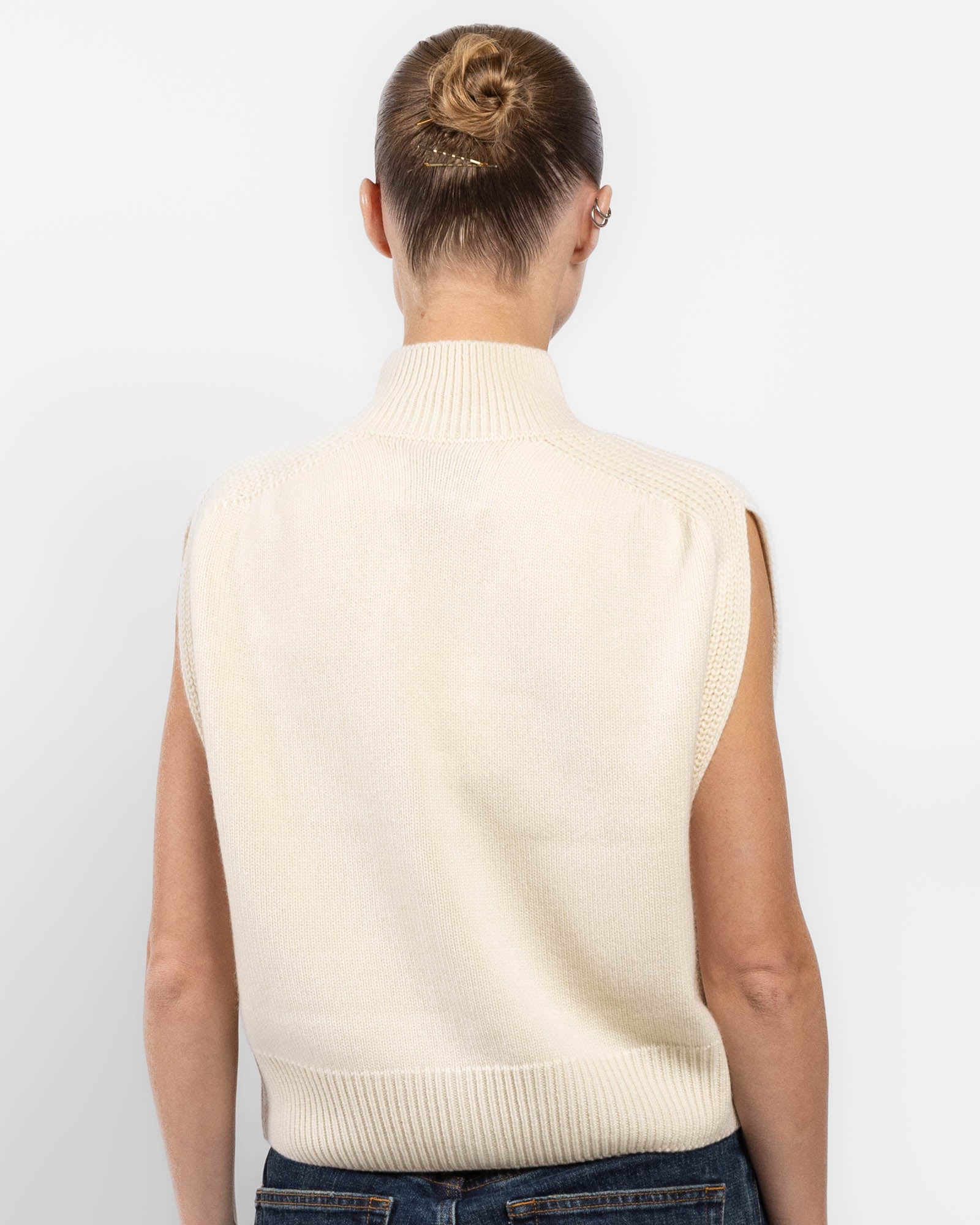 Matilda Sleeveless Cardigan