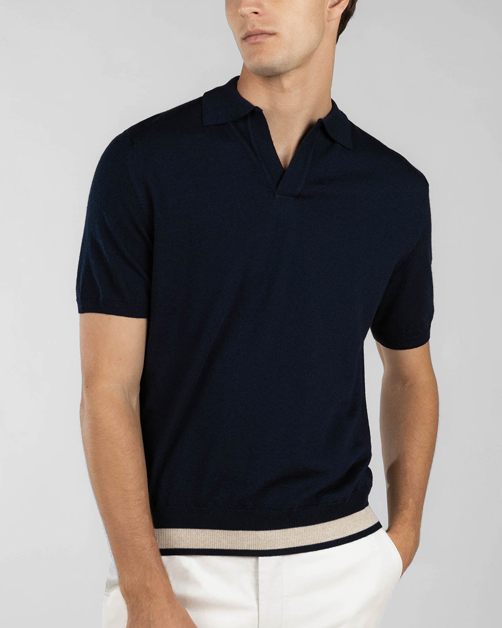 Buttonless Aur1  Polo