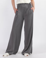 TOTUM - High Waisted Pants | Luxury Designer Fashion | tntfashion.ca