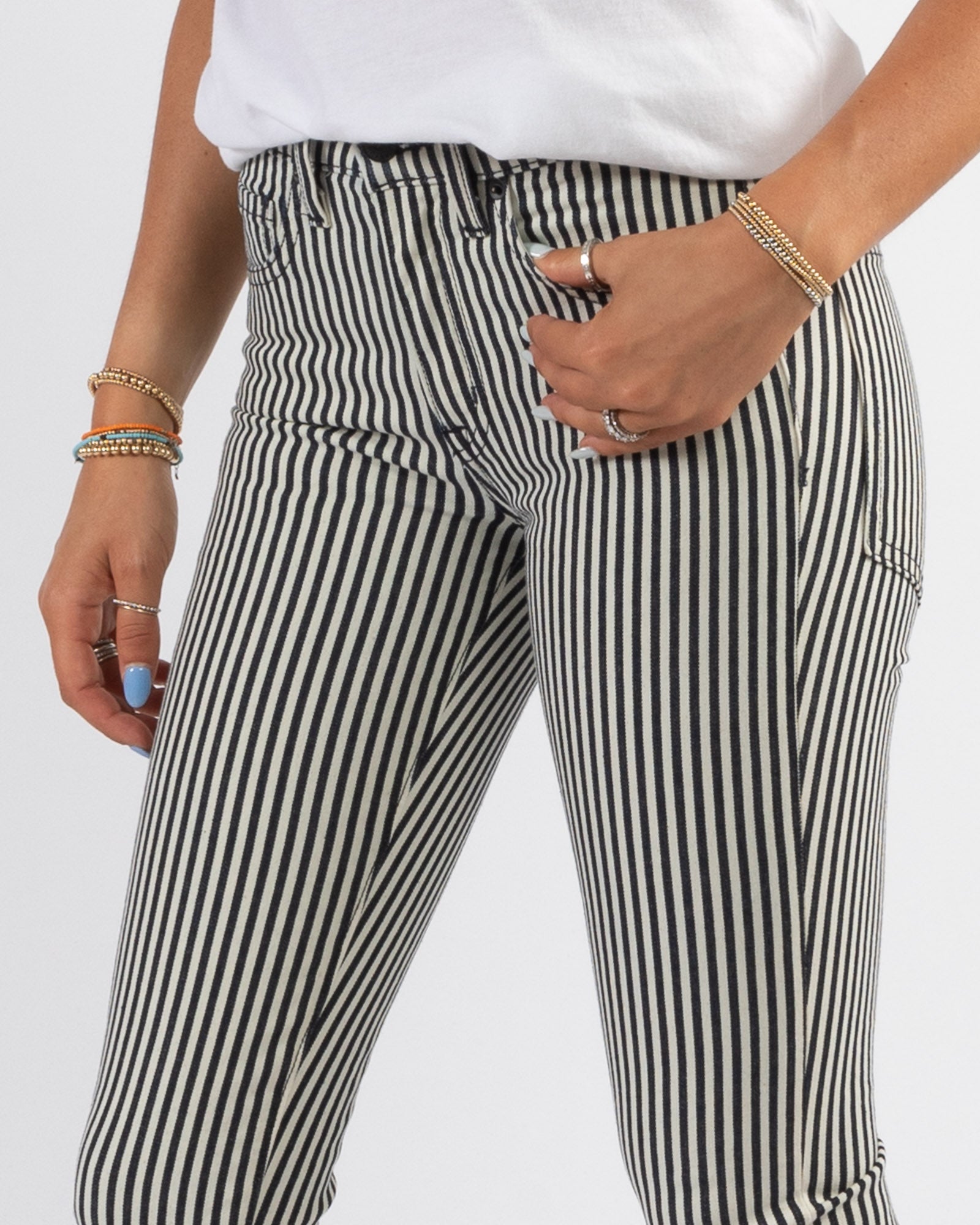 Mid Rise Jeans