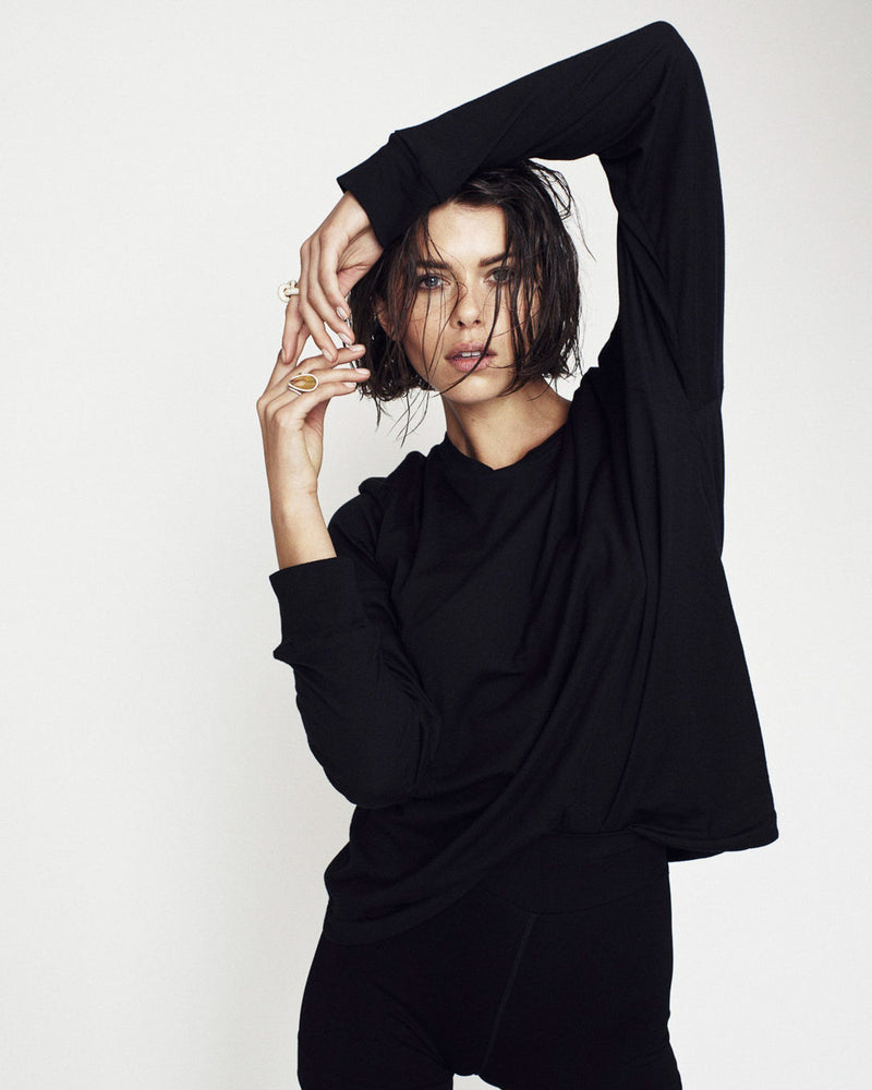ETERNE - Long Sleeve Boyfriend T-Shirt | Luxury Designer Fashion | tntfashion.ca