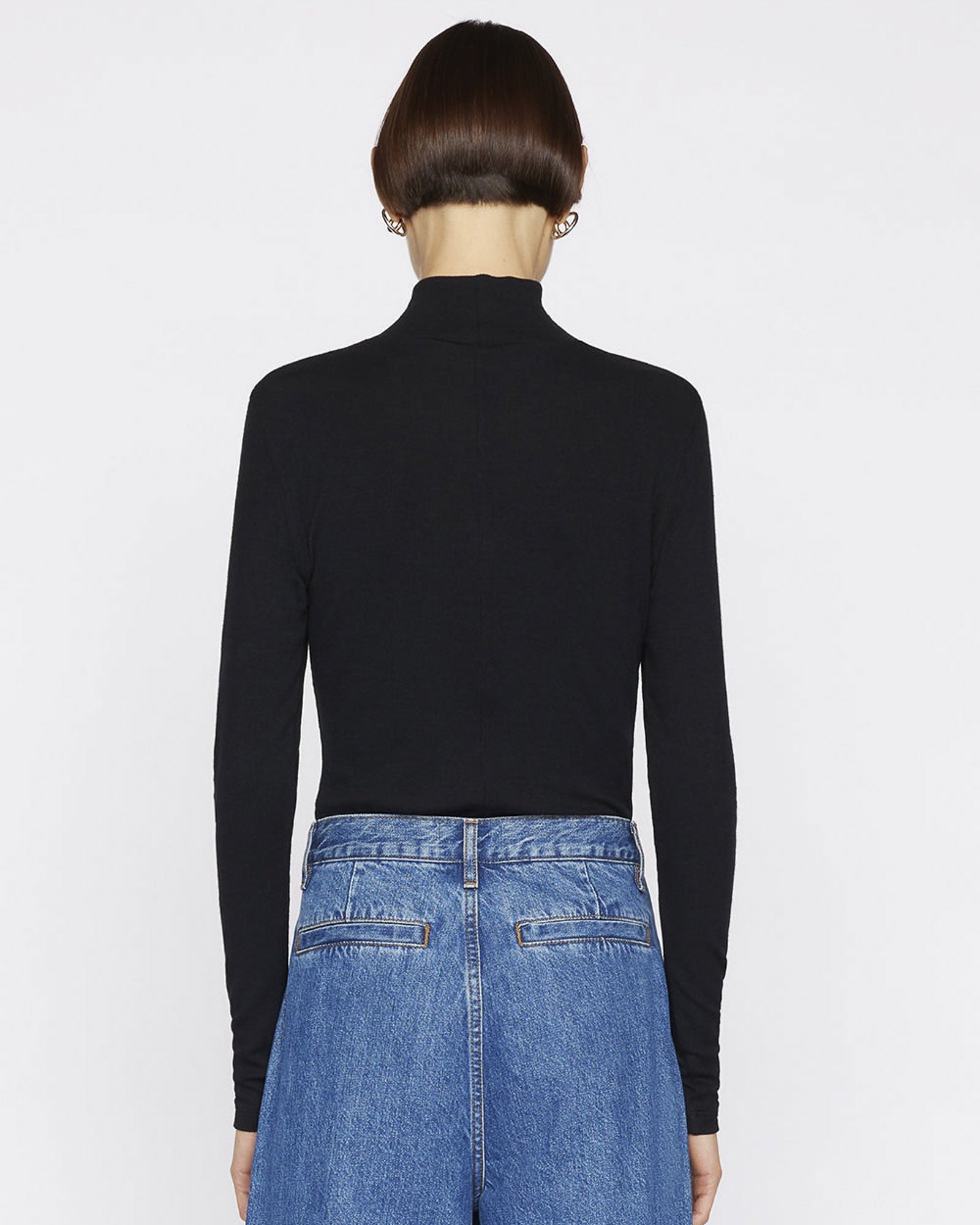 FRAME - Rib Turtleneck | Luxury Designer Fashion | tntfashion.ca