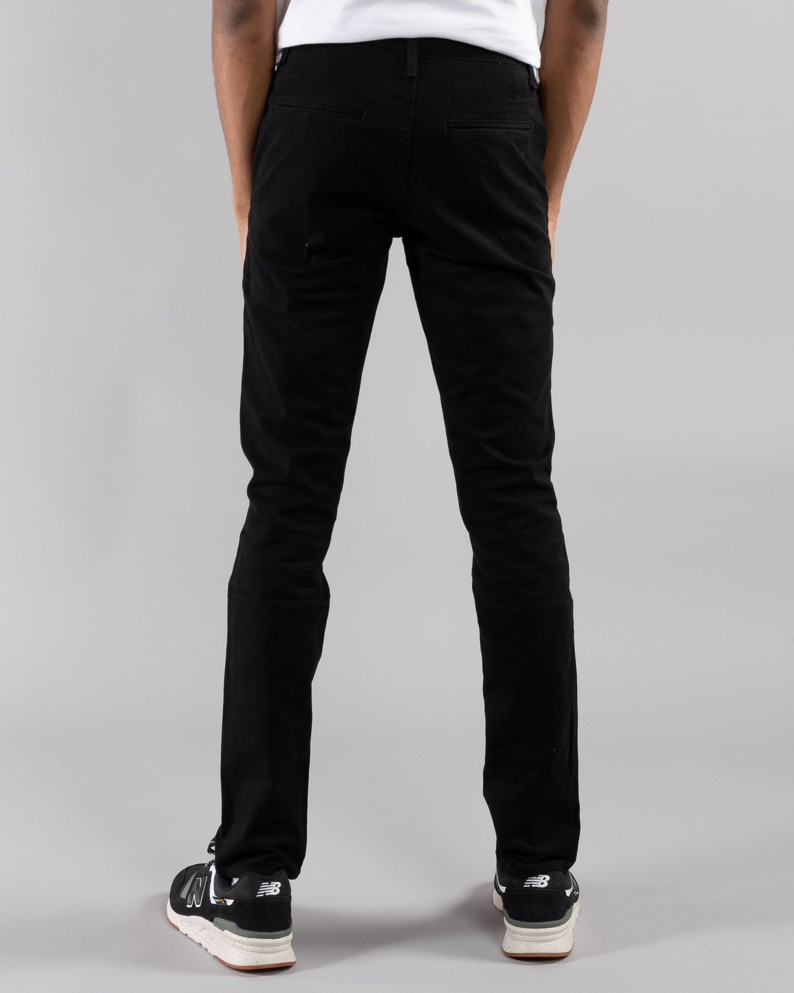 RAG & BONE - Fit Two Chino | Luxury Designer Fashion | tntfashion.ca