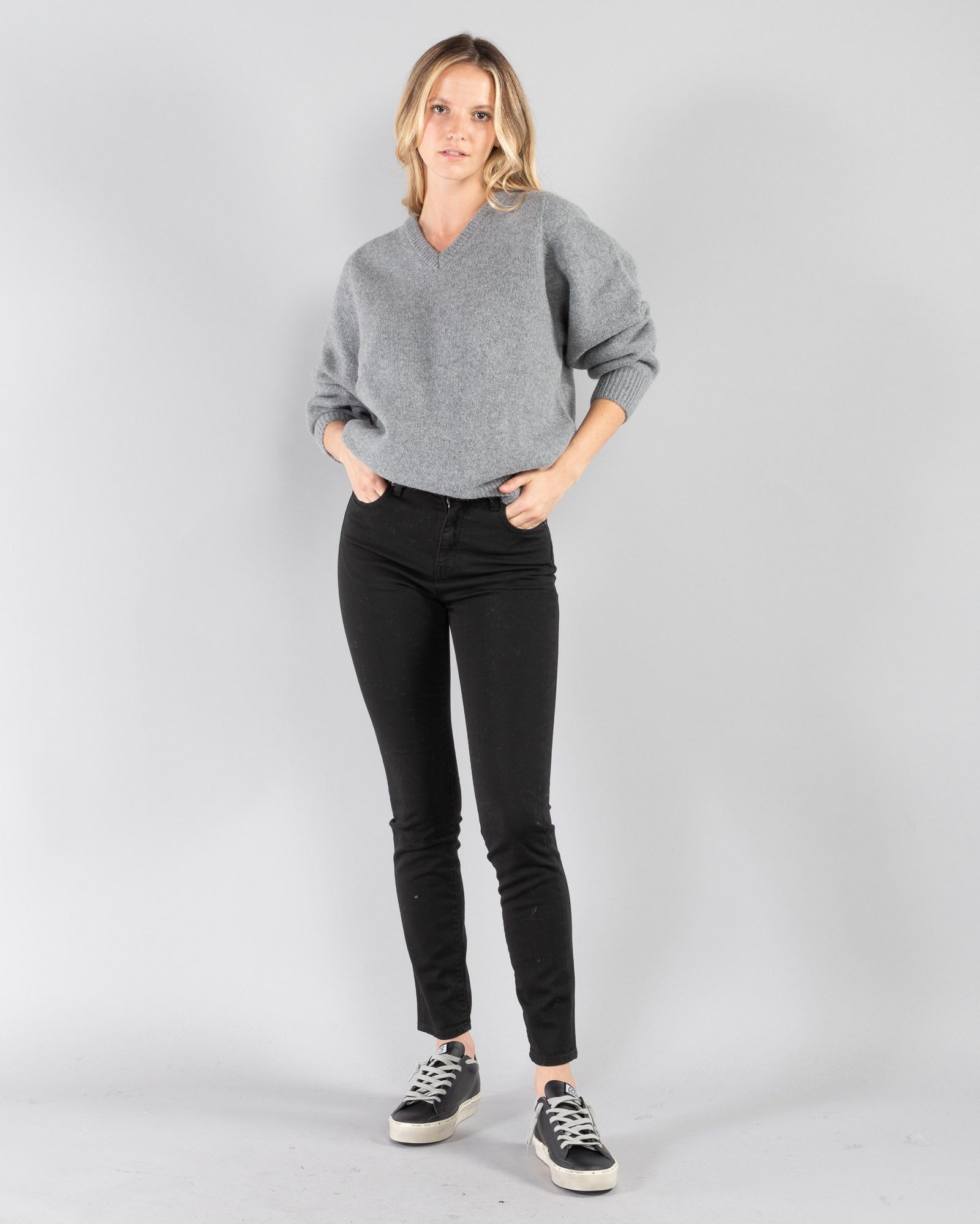 tntfashion.ca - High Jeans | Luxury Designer Fashion | tntfashion.ca