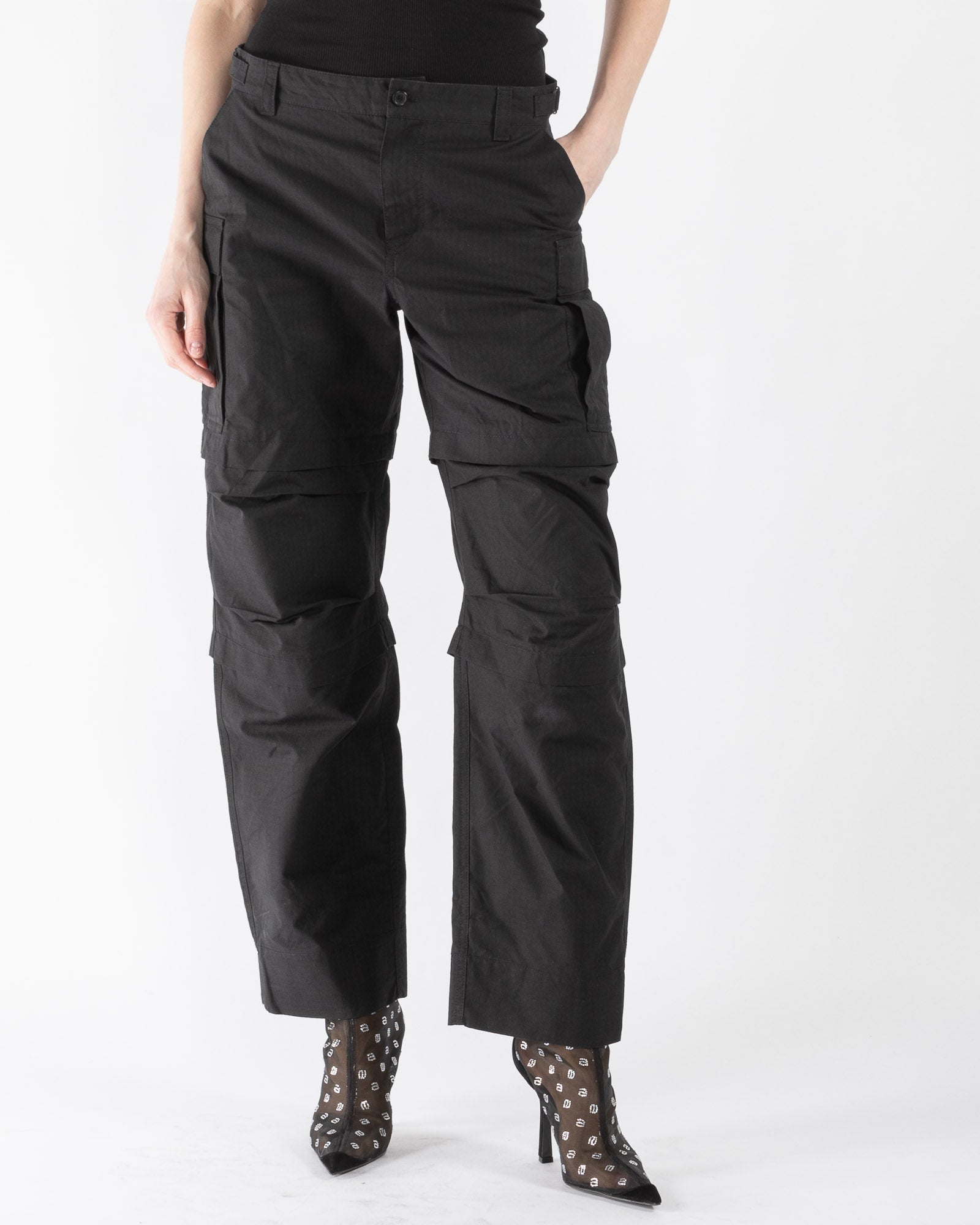 Buy Urban Edge Black Cargo Pants By weave wardrobe at Best Price